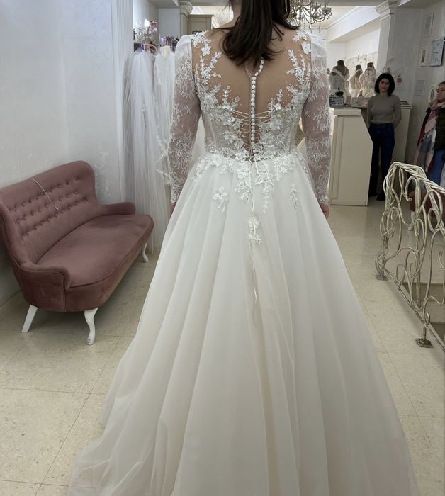 Vand rochie de mireasa Reina + voal