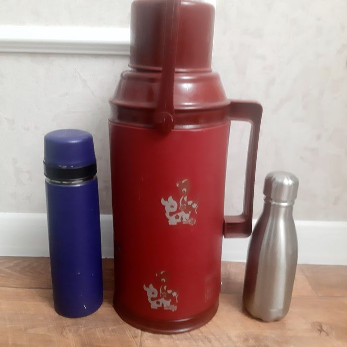 Продам термоса 3 литра 0,5 и 200 мл от600 до 2500 тенге по  2500 тенге