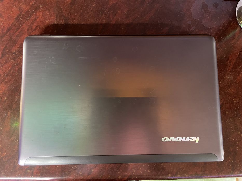 Продам ноутбук lenovo