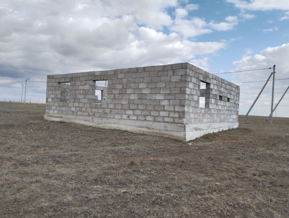 Үшқұдықтан аяқталмаған үй сатылады