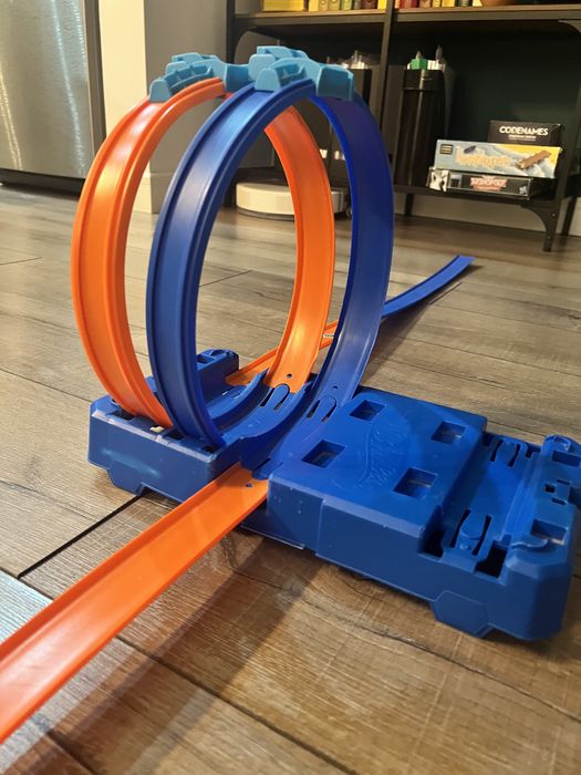 Трасса Hot Wheels