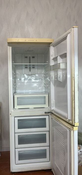 Холодильник самсунг