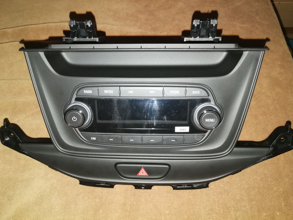 Media Radio R300 BT / Astra K 2019