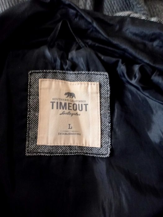 Geaca moderna timeout