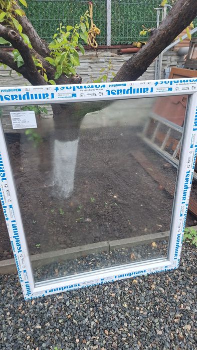 Vand geam PVC fix,Nou