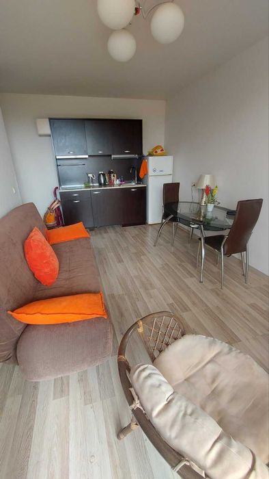 Продава се Тристаен апартамент в к.к. Слънчев бряг - 80 кв.м за 1094 €/кв.м - Снимка #2