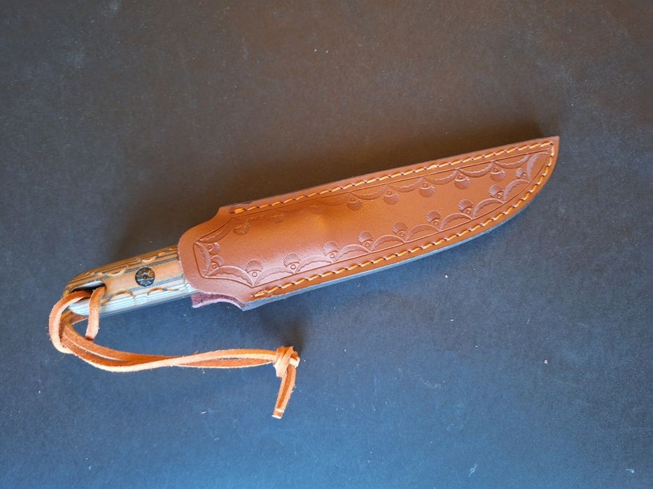 Ловен нож стомана D2-дръжка G10