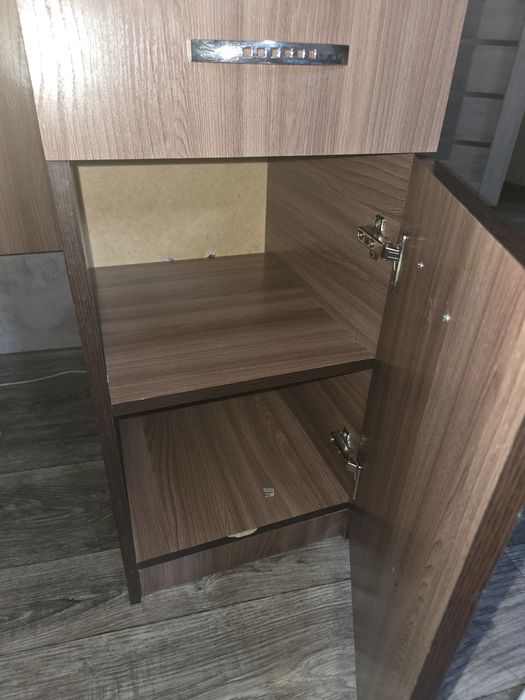 Продам стол письменный