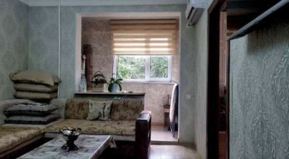 Дом Быта продается квартира 2/2/4 разделка