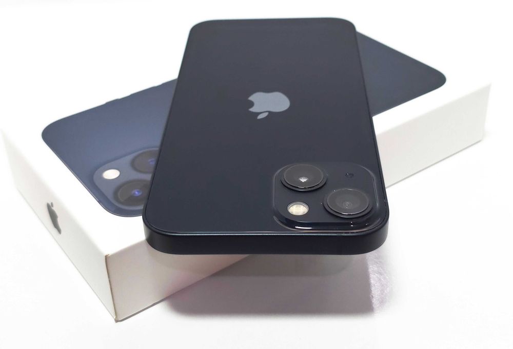 iPhone 13 128GB Midnight