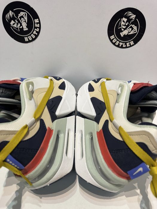 Маратонки NIKE AIR MAX FURYOSA . Номер 37.5