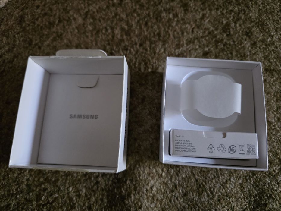 Продам наушники Samsung Galaxy buds 2