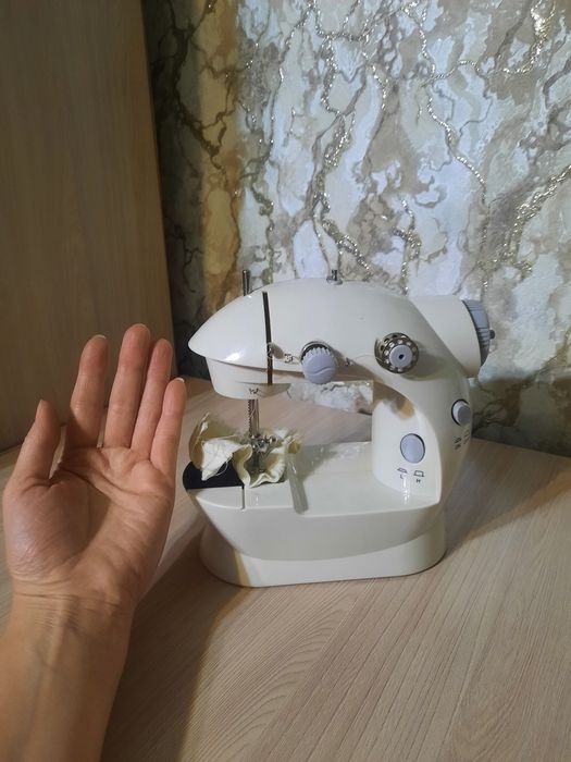 Швейная машинка мини