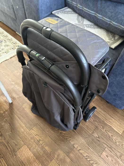 Продам детскую коляску