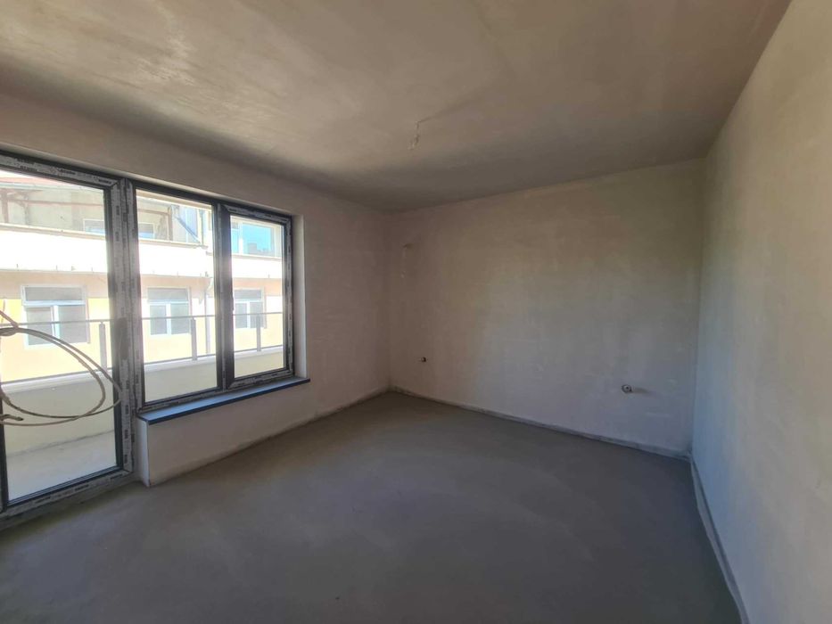 Продава се Тристаен апартамент в Хасково, Училищни - 112 кв.м за 1200 €/кв.м - Снимка #4