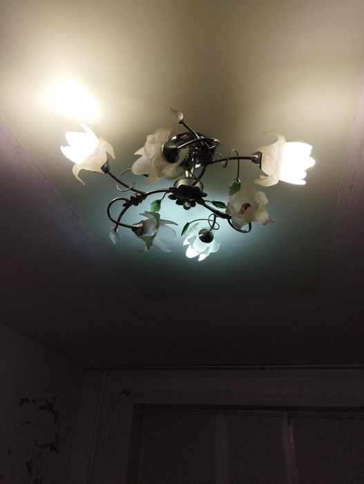 Продам люстру продам люстру