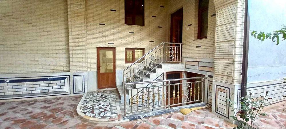 N.12846 СРОЧНО продаётся  Большой  Дом