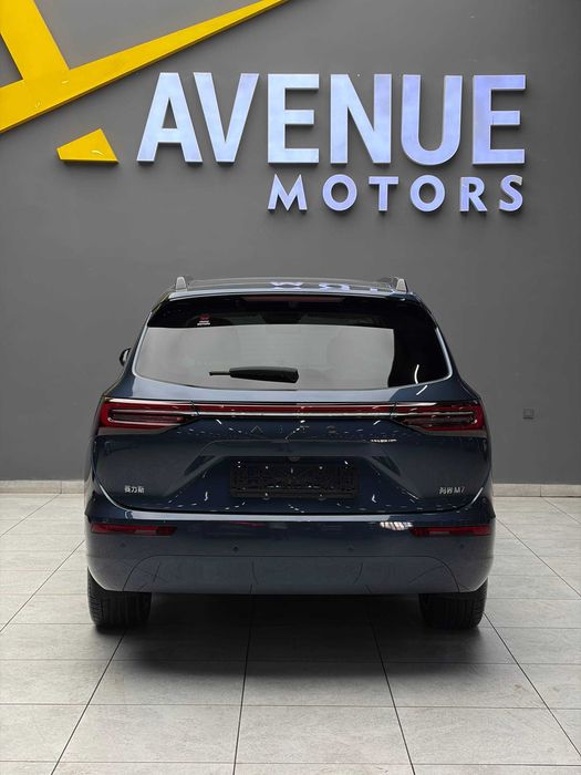 Продается новый AITO M7