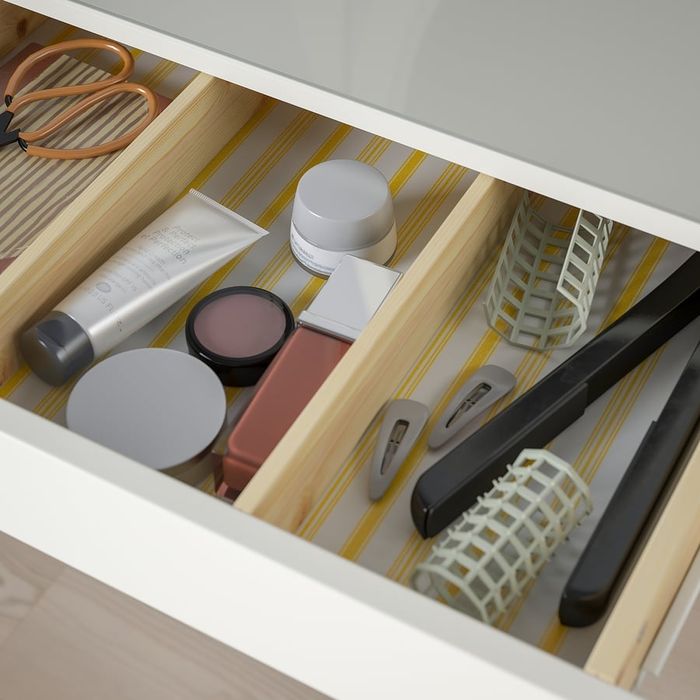 Masa machiaj/toaleta cu oglinda IKEA