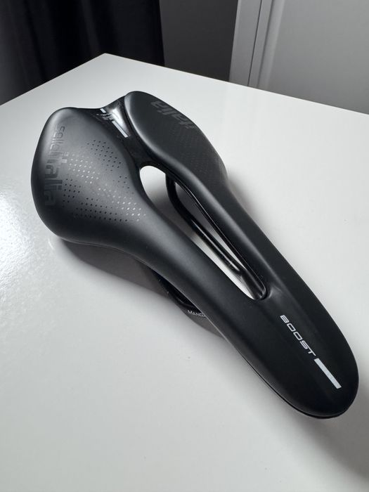 Sa/ Șa/ Scaun/ Sezut bicicleta Selle Italia Novus Boost Superflow L3