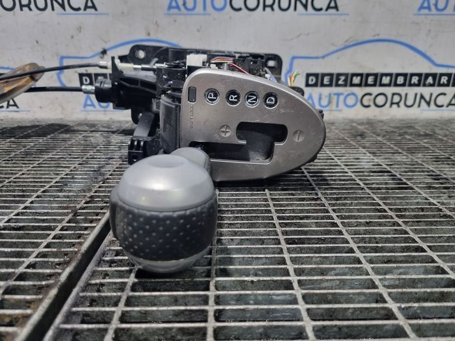 Timonerie Nissan Qashqai Facelift 2.0 Benzina 2010 - 2013 141CP Automata 6 Trepte (1215)