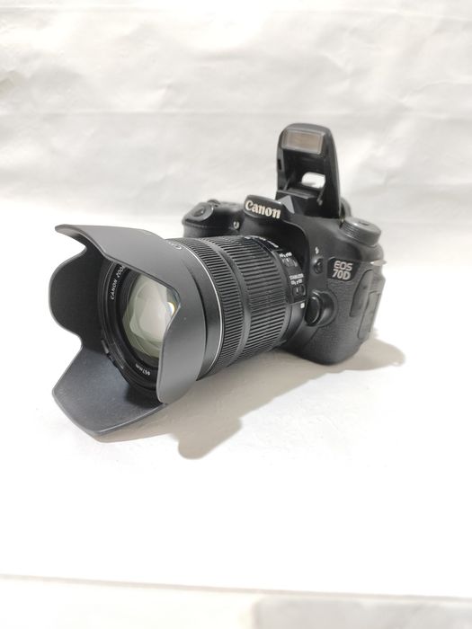 Фотоаппарат Canon EOS 70D в комплекте