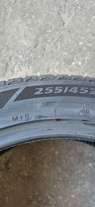 4 anvelope M+S noi Tercelo 255/45/20,dot 2026. Pretul este pe bucata.