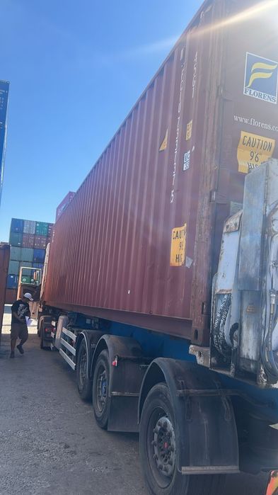 Распродажа морских 40 контейнеров.