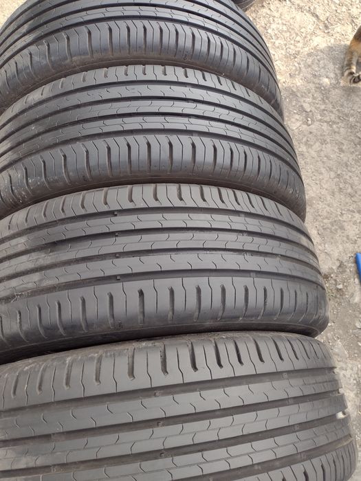 Перфектни 4бр.215/60/17 Continental CEC5 dot3615