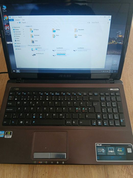 Лаптоп Asus X53S i7