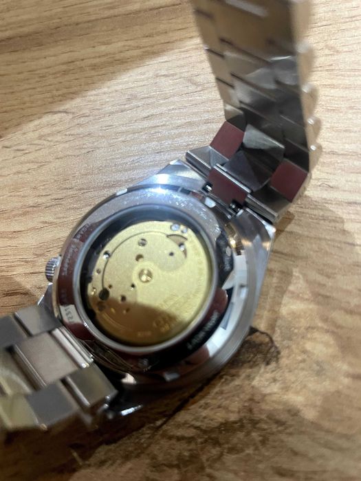 Ceas Citizen Tsuyosa - Elegant Green 40mm - purtat putin - stare foarte buna