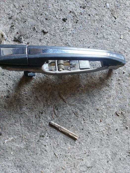 Дверная ручка Мерседес 124