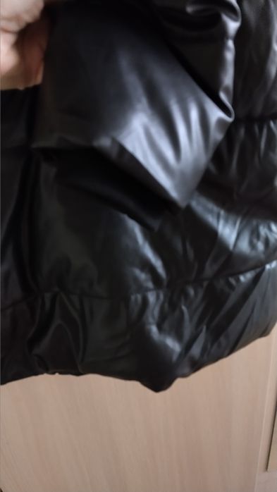 Дамско дълго зимно яке с топла подплата, Размер M, Черен цвят