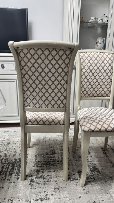 Продается стульчики Малайзийские