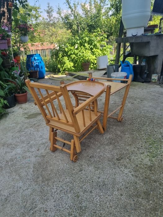 Дървено детско столче