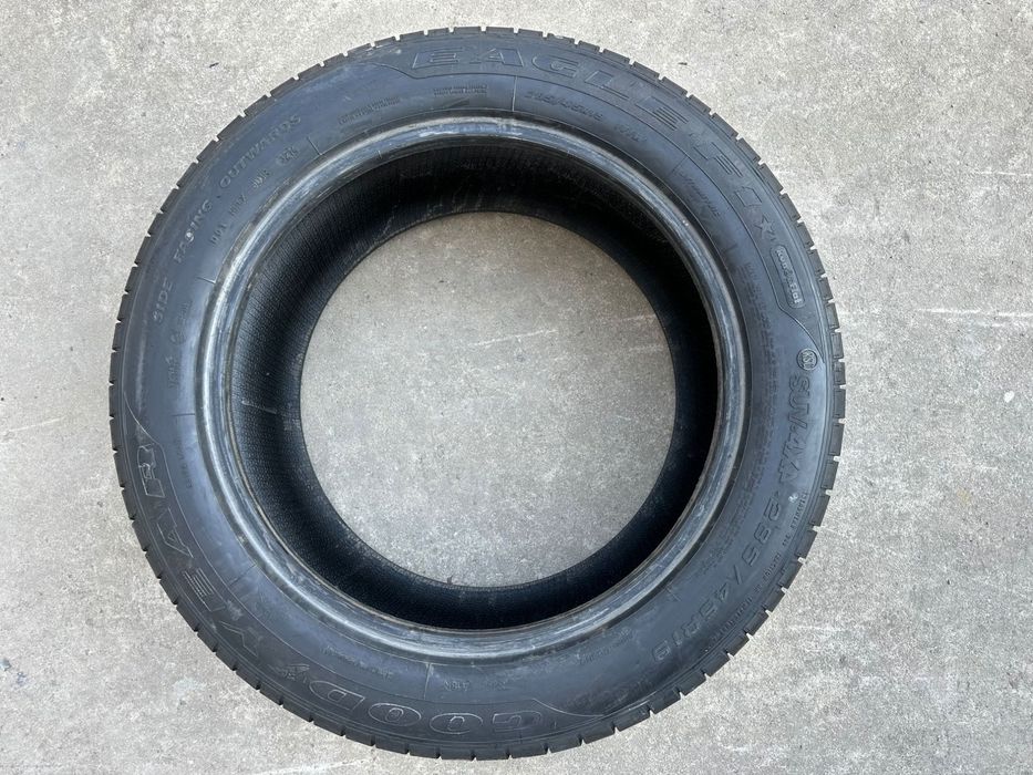 Нова гума летна гуми 285/45/19” GOODYEAR EAGLE F1,RFT