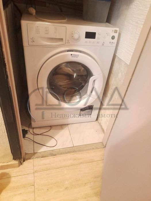 Продава се Тристаен апартамент в София, Слатина - 95 кв.м за 1990 €/кв.м - Снимка #11