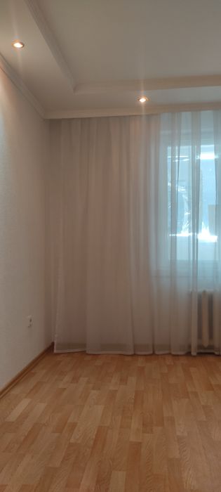 Продам тюль белую на окно