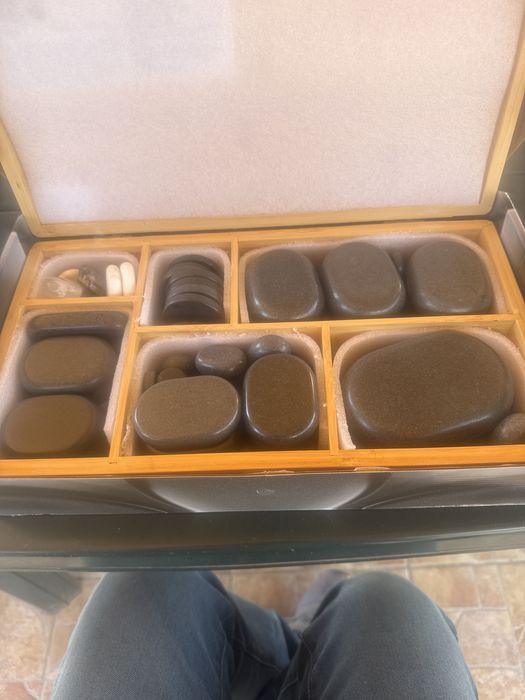 Set masaj cu pietre vulcanice
