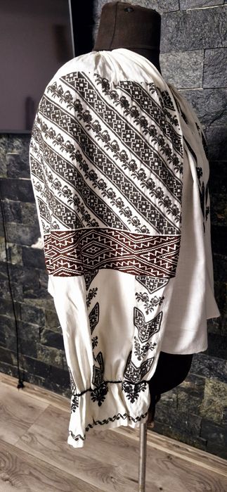 Ie de vânzare  Olteneasca