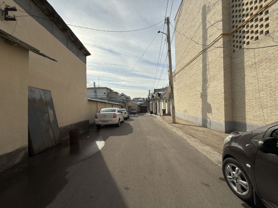 Продажа участка под строительство Чайхана Салом 6,7 сотки фасад 30 мет