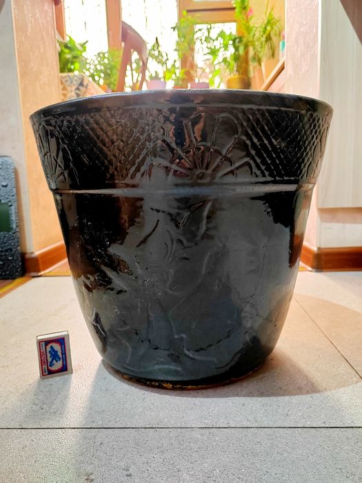 Горшок цветочный на 20л