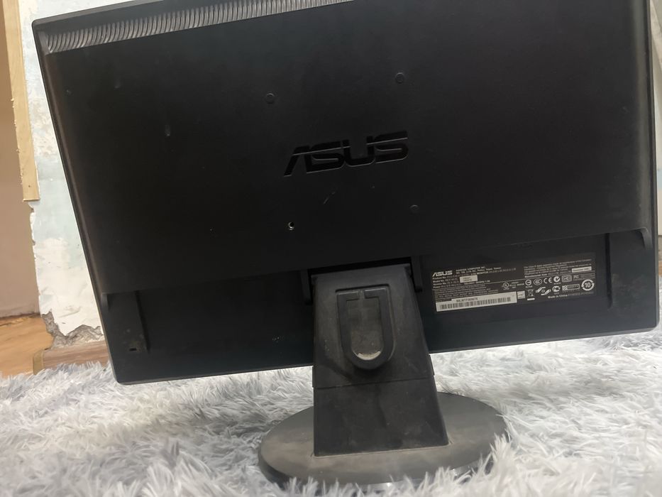 Монитор Asus 60 гц