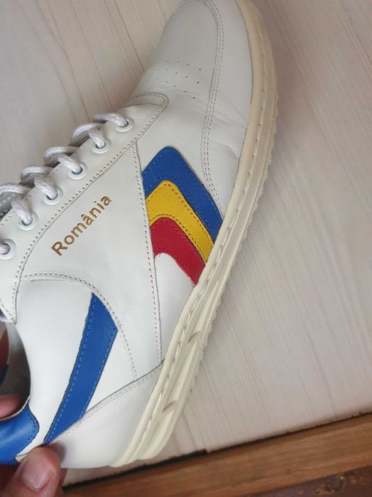 Adidasi colectie Lot National Romania nou- unicat Schimb cu diverse