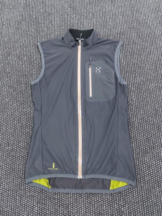 Haglofs s размер елек за тичане