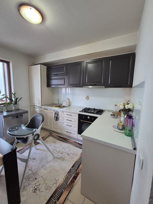Vand apartament 2 camere