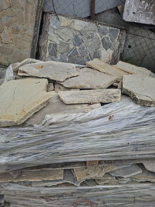 Paleti din Piatra Naturala/Grecia/râu