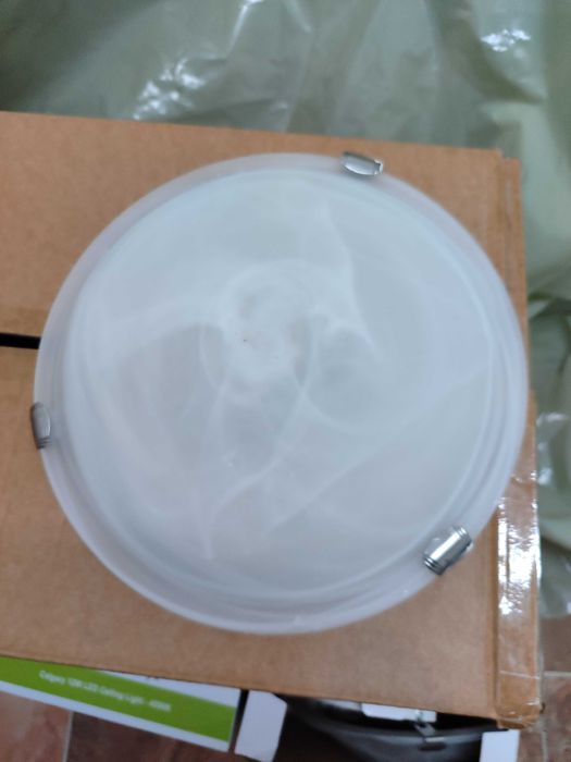 Осветителни тела- аплици по 10 лв.