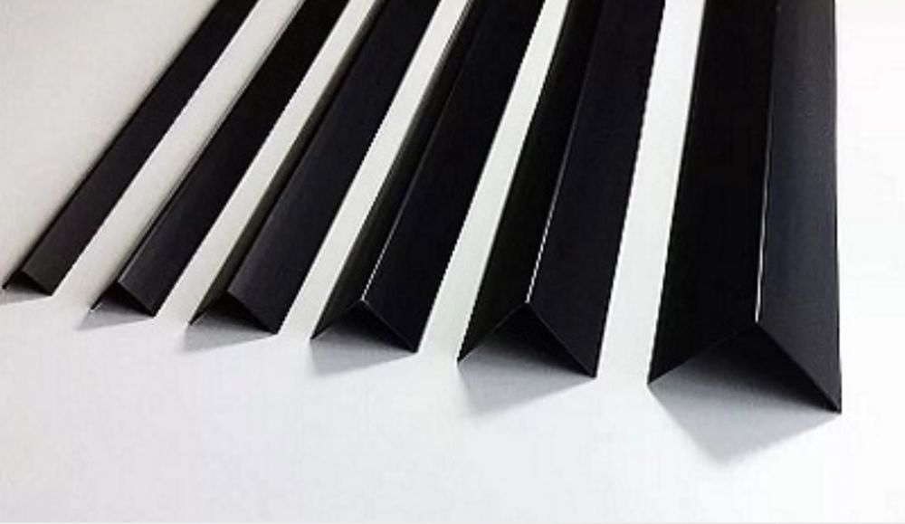 Декоративный уголок алюминиевый