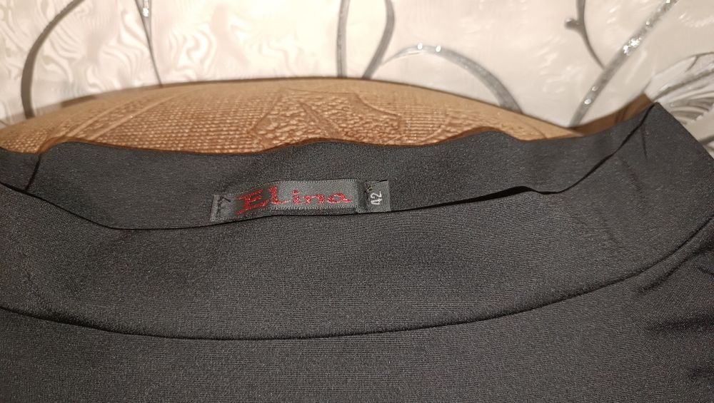 Продам платье 42р